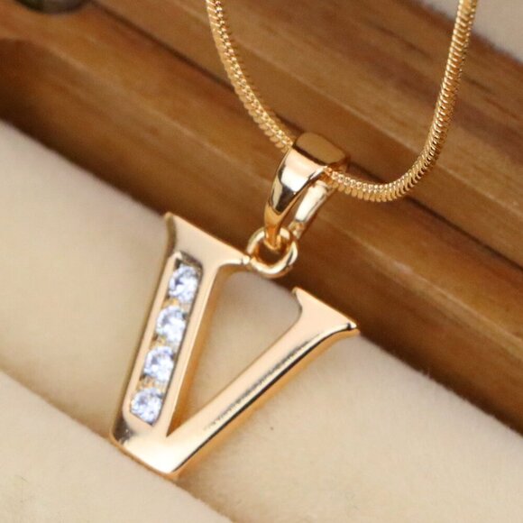 "Rose Gold Letter V Pendant with Sparkling Crystals – Chic Jewelry, XPPT1371 - Picture 1 of 13